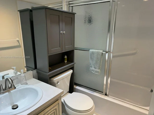 1731 SE 15th St # 402, Fort Lauderdale FL 33316