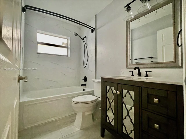 499 Hopalong Ln, Boca Raton FL 33487