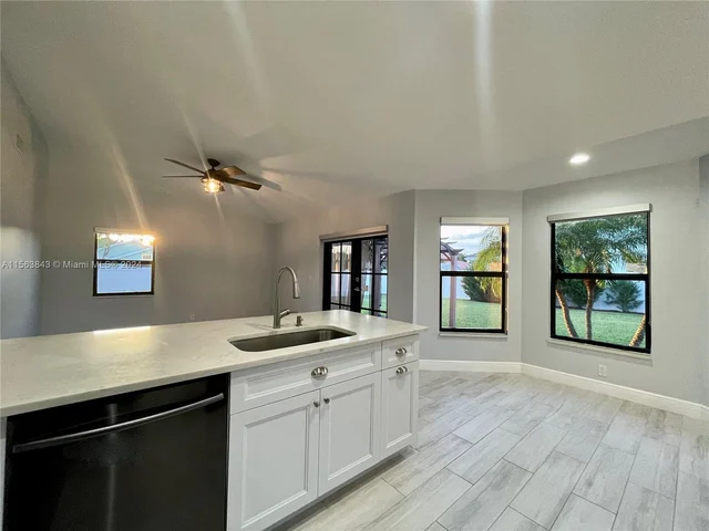 499 Hopalong Ln, Boca Raton FL 33487