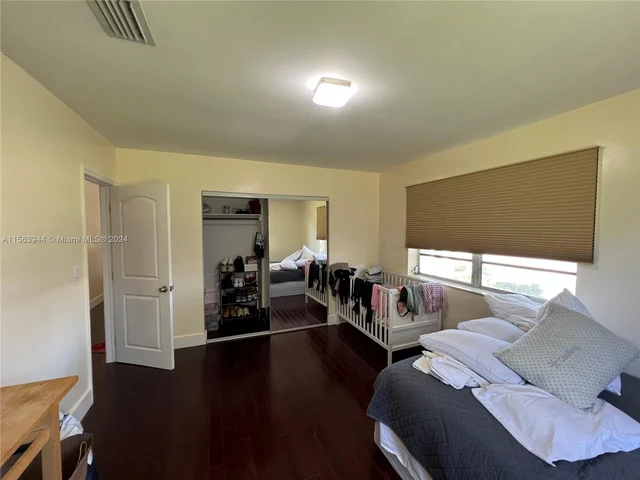 436 NE 108th St, Miami FL 33161