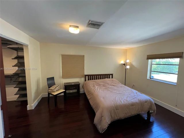 436 NE 108th St, Miami FL 33161