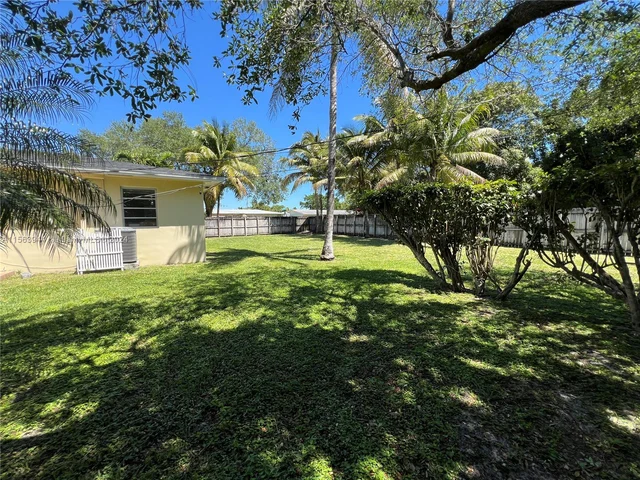 436 NE 108th St, Miami FL 33161