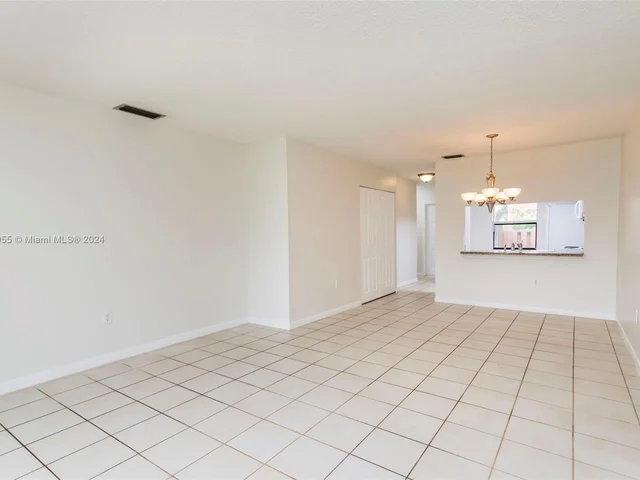 10935 NW 29th Ct, Sunrise FL 33322