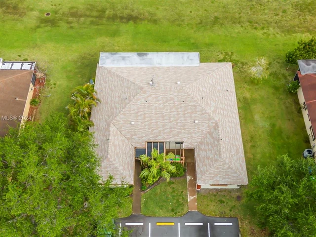 10935 NW 29th Ct, Sunrise FL 33322