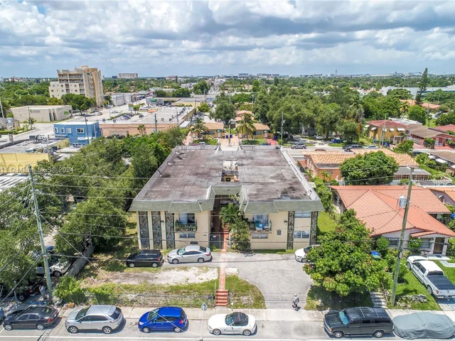 720 NW 27th Ct # 2, Miami FL 33125