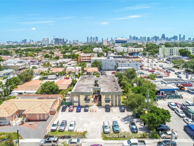 720 NW 27th Ct # 2, Miami FL 33125