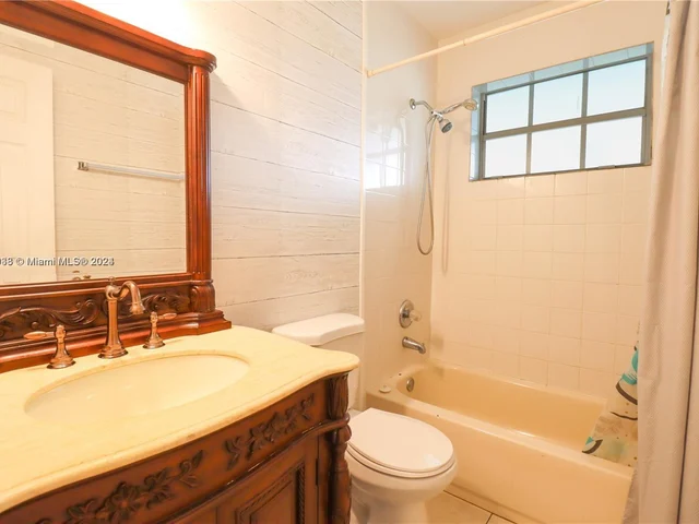 9930 SW 164th Ter, Miami FL 33157