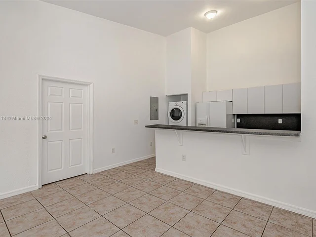 2506 Lincoln St # 2512, Hollywood FL 33020