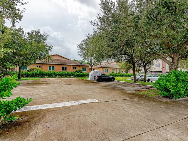 2506 Lincoln St # 2512, Hollywood FL 33020