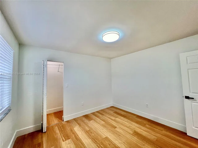 3081 NW 94th St # 3081, Miami FL 33147