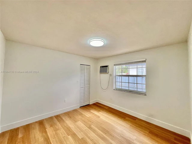 3081 NW 94th St # 3081, Miami FL 33147