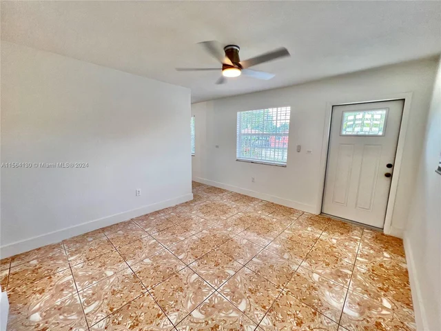 3081 NW 94th St # 3081, Miami FL 33147