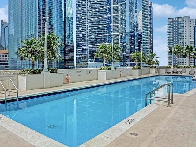 1200 Brickell Bay Dr # 3923, Miami FL 33131