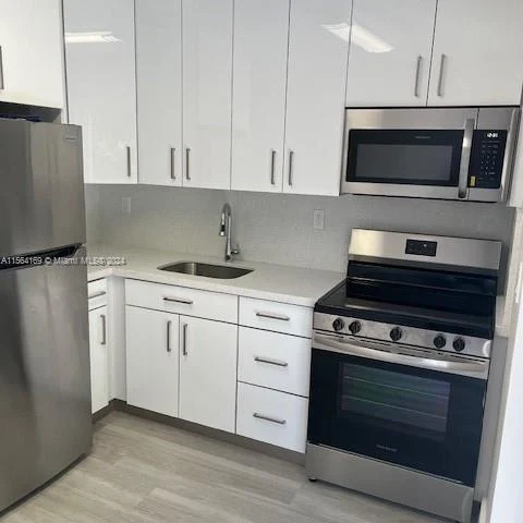 1327 SW 3rd St # 6, Miami FL 33135