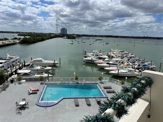 7904 West Dr # 509, North Bay Village FL 33141