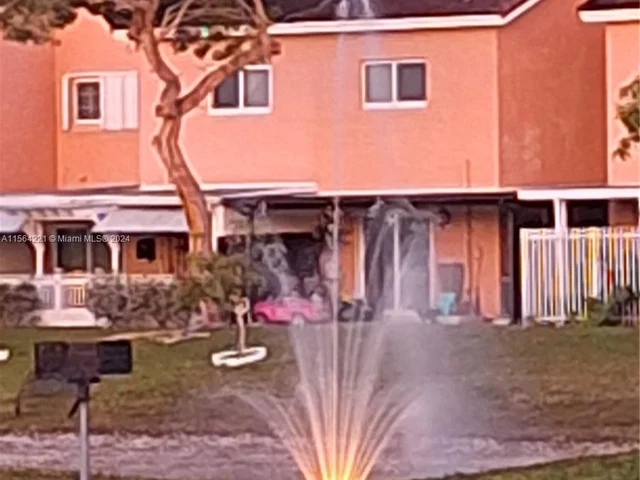 3826 SW 153rd Pl # 3826, Miami FL 33185