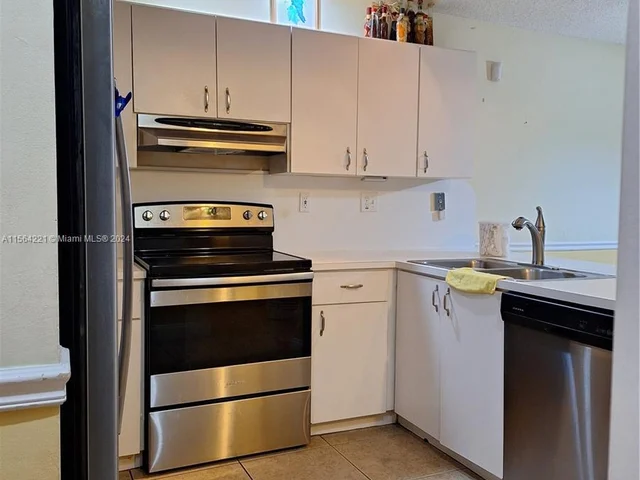 3826 SW 153rd Pl # 3826, Miami FL 33185