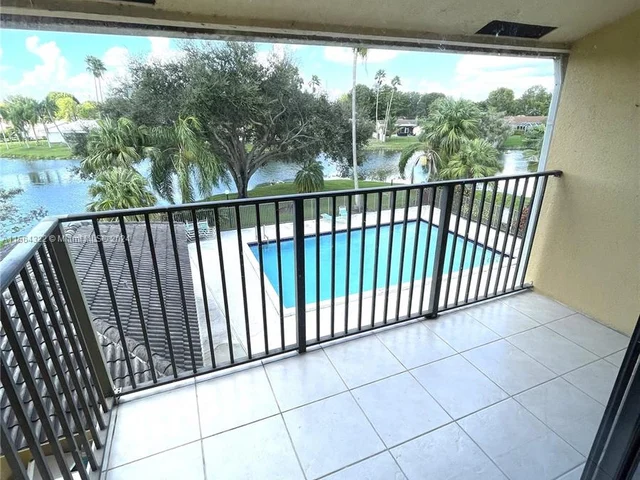 11453 NW 39th Ct # 2, Coral Springs FL 33065