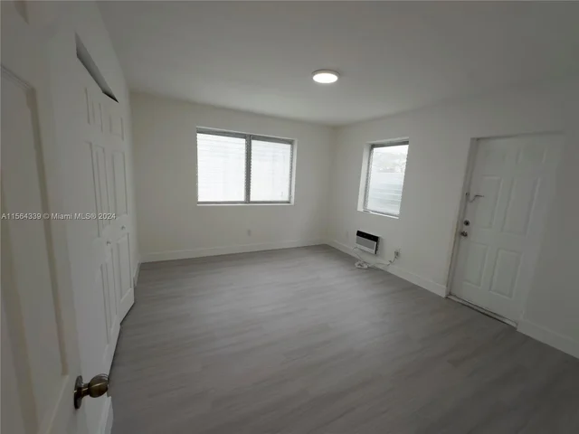 1936 Normandy Dr # 9, Miami Beach FL 33141