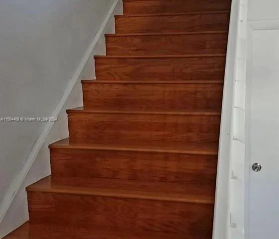 1651 NE 115th St # 39C, Miami FL 33181