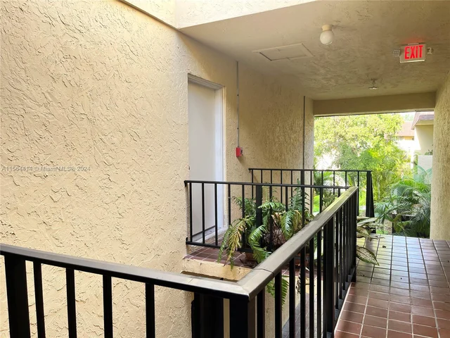 13714 SW 90th Ave, Miami FL 33176