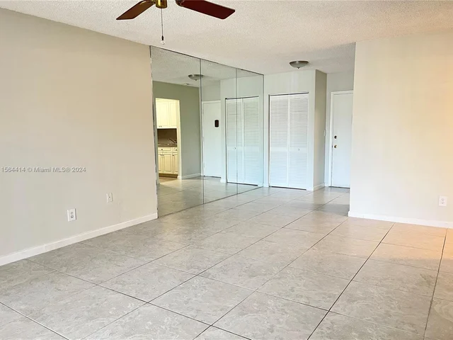 13714 SW 90th Ave, Miami FL 33176