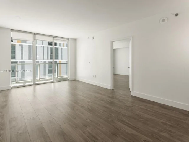 55 SE 6th St # 1600, Miami FL 33131