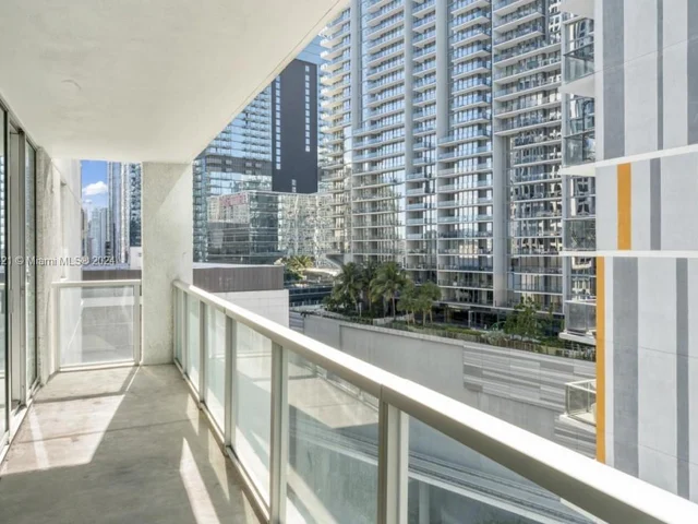 55 SE 6th St # 1600, Miami FL 33131