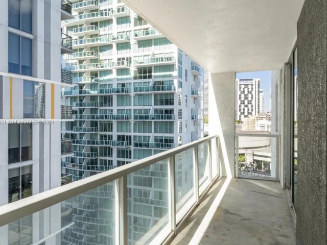 55 SE 6th St # 1600, Miami FL 33131