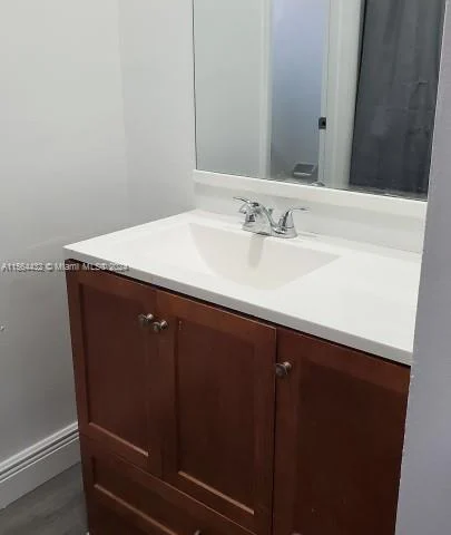 7610 SW 82nd St # J207, Miami FL 33143