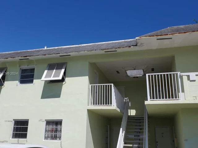 7610 SW 82nd St # J207, Miami FL 33143