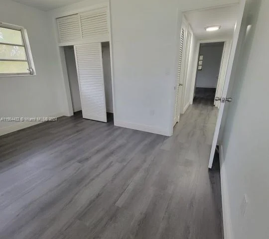 7610 SW 82nd St # J207, Miami FL 33143