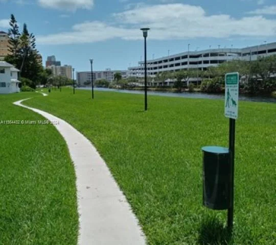 7610 SW 82nd St # J207, Miami FL 33143