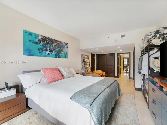 201 Crandon Blvd # 223, Key Biscayne FL 33149