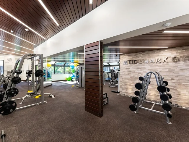 201 Crandon Blvd # 223, Key Biscayne FL 33149