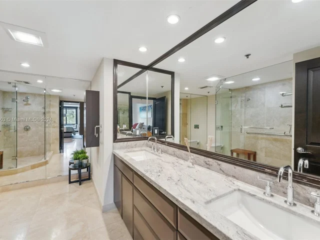 201 Crandon Blvd # 223, Key Biscayne FL 33149