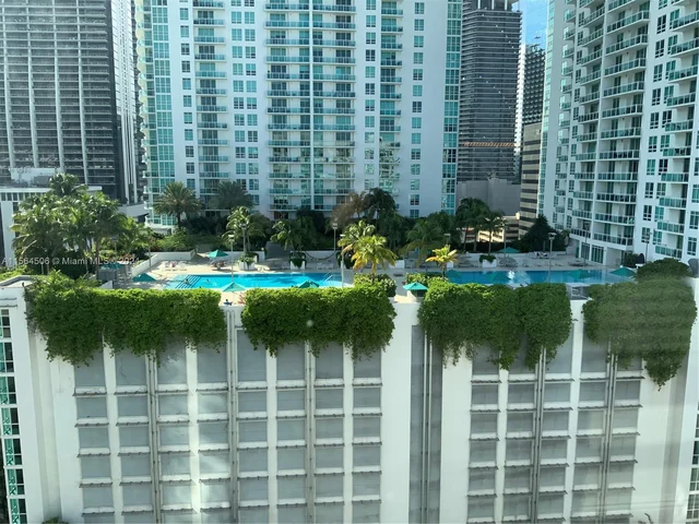 999 Brickell Bay Dr # 1709, Miami FL 33131