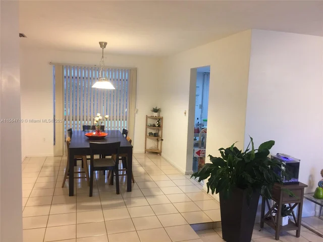 10000 Kendale Blvd, Miami FL 33176