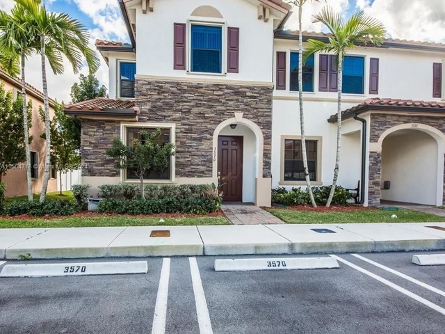 3570 W 88th Ter # 3570, Hialeah FL 33018