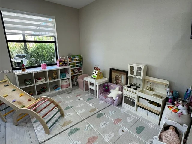 3570 W 88th Ter # 3570, Hialeah FL 33018