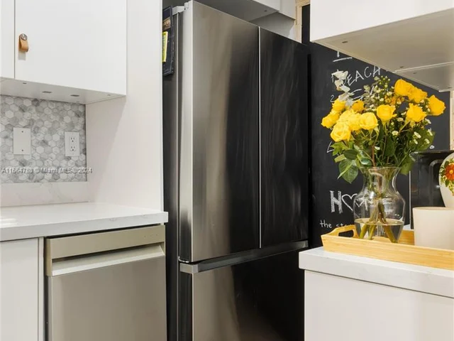 2899 Collins Ave # 1638, Miami Beach FL 33140