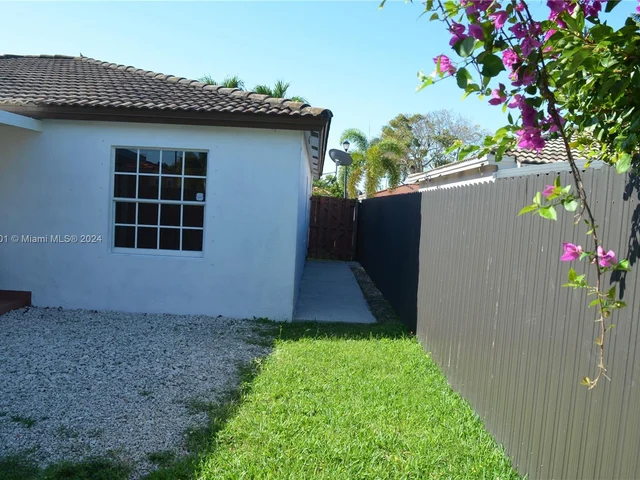 13867 SW 258th Ln, Homestead FL 33032