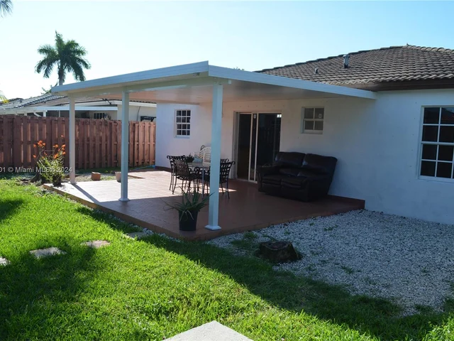 13867 SW 258th Ln, Homestead FL 33032