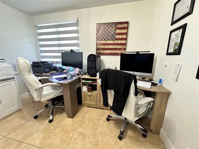 17324 NW 63rd Ave, Hialeah FL 33015