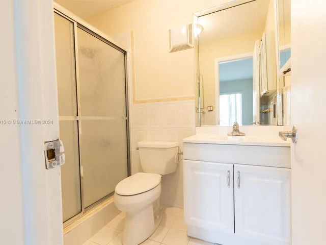 11701 SW 122nd Ct # 11701, Miami FL 33186