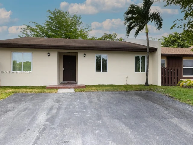11701 SW 122nd Ct # 11701, Miami FL 33186