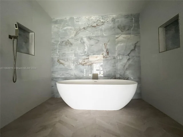 4016 Grant St, Hollywood FL 33021