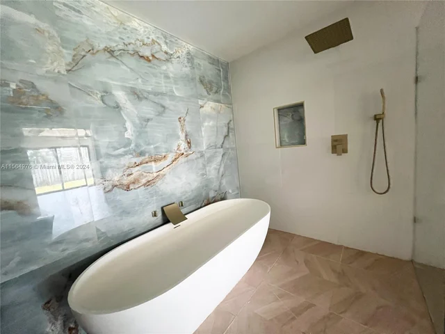 4016 Grant St, Hollywood FL 33021