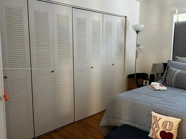 7220 NW 179th St # 111, Hialeah FL 33015