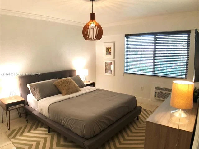 6831 Abbott Ave # 2, Miami Beach FL 33141